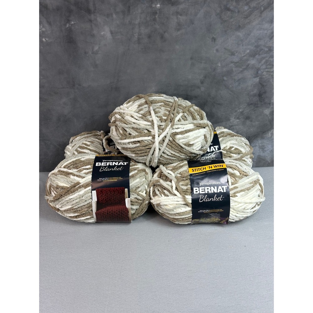 5 Full Skeins of Bernat Blanket Yarn 10.5 Oz in Oatmeal Varg.